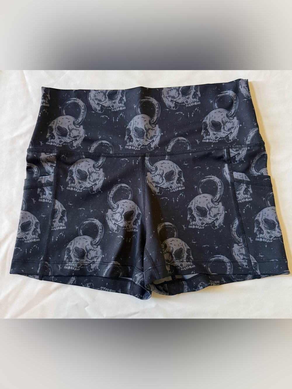 CVG Dead Weight 2.5” High Rise Workout Shorts Small